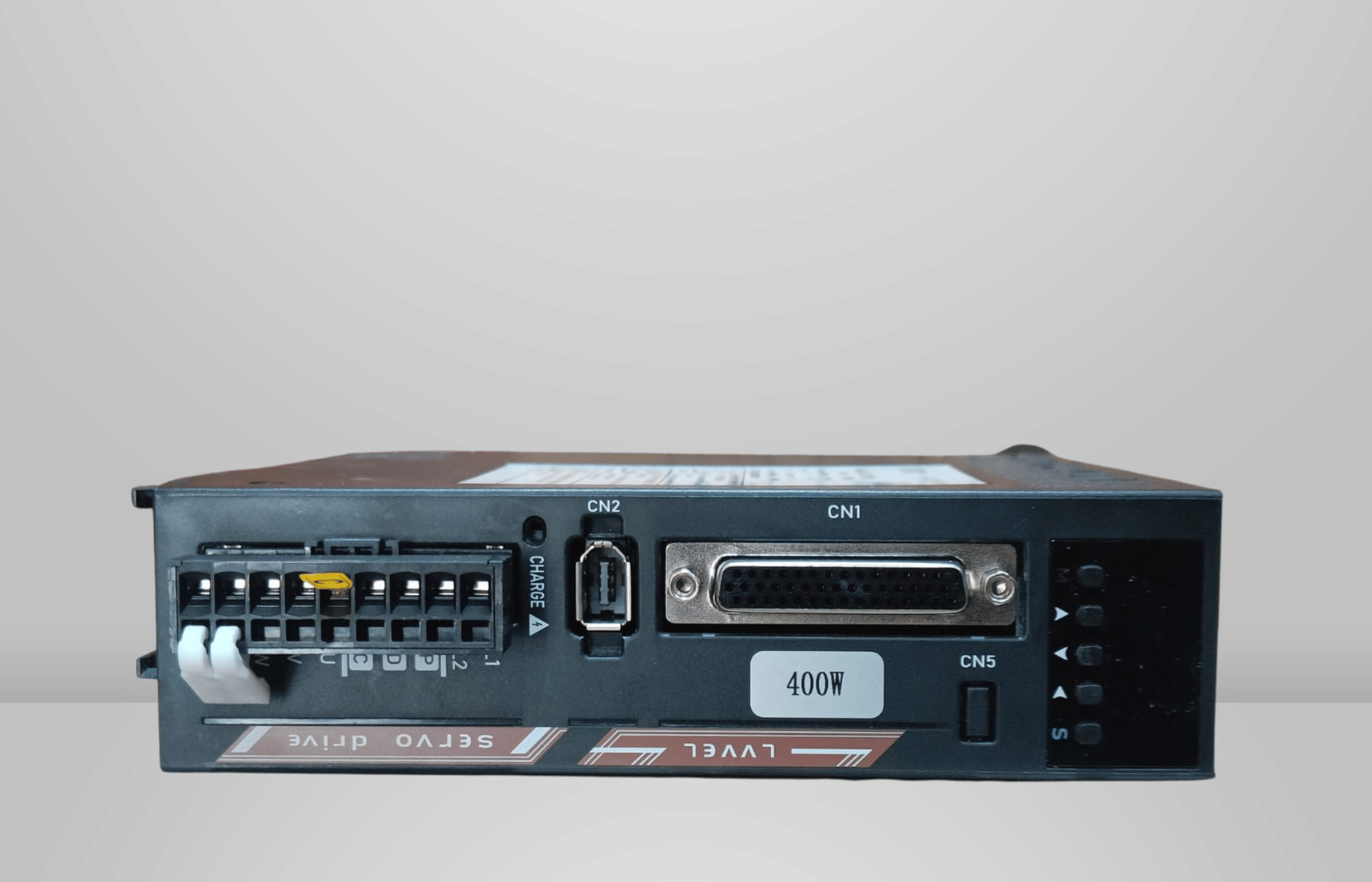 Yusuku AC Servo Driver LW-X3P-2R8