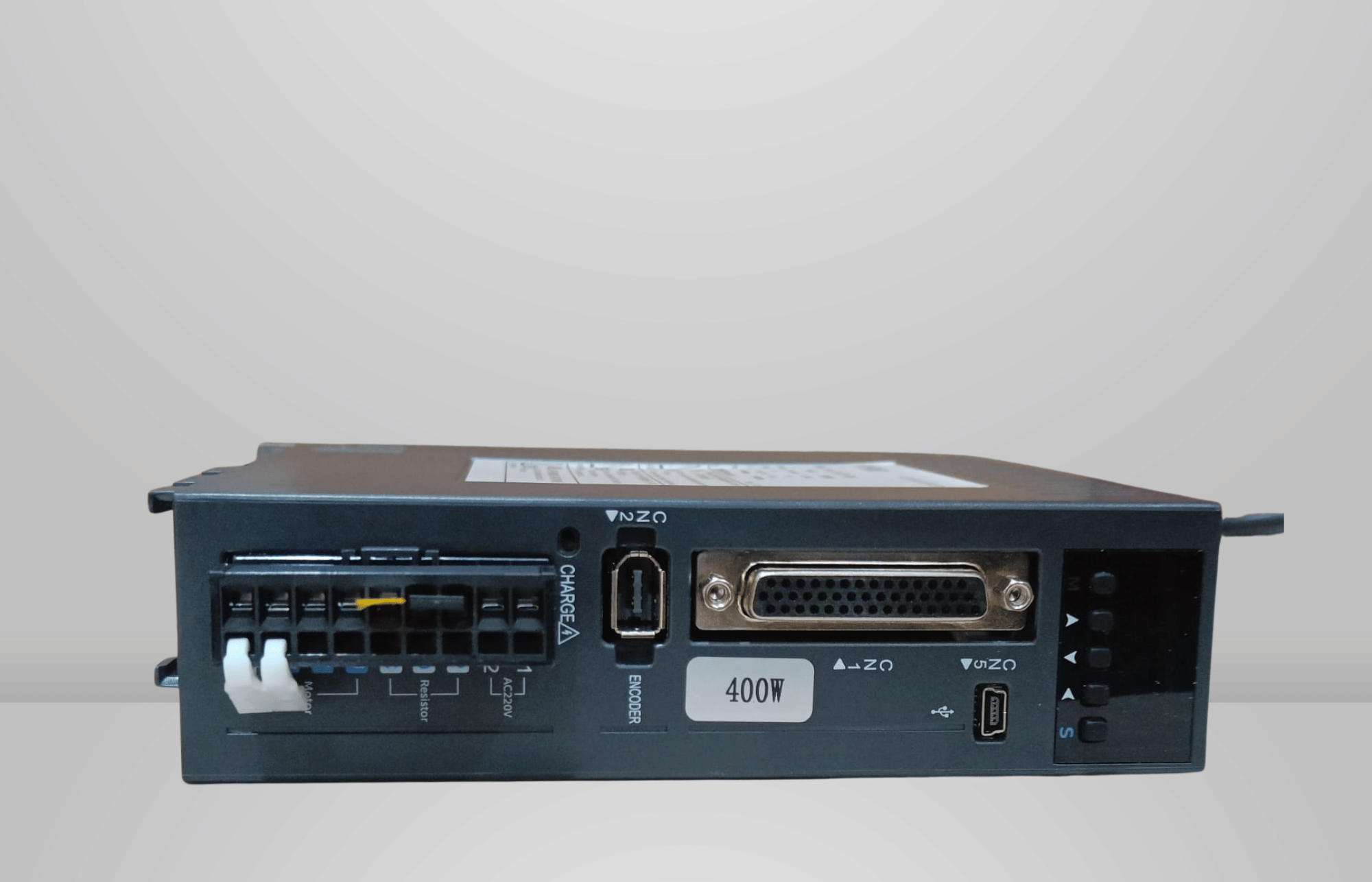 Yusuku AC Servo Driver LW-X7P-2R8
